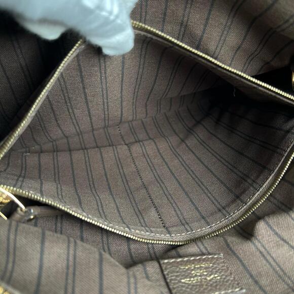 Neverfull GM Monogram Canvas Large Tote Bag | LOUIS VUITTON ® LOUIS VUITTON Brown Monogram Tote Bag